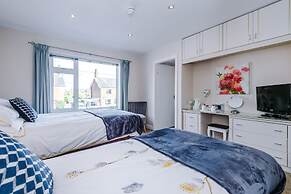 Holcombe Guest House