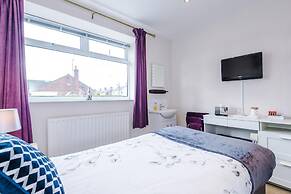 Holcombe Guest House