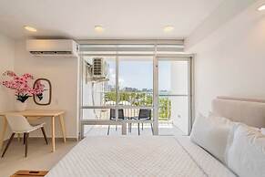 ESJ Beach Hotel