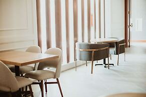 The Chattanoogan Hotel, Curio Collection by Hilton