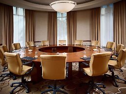 The Chattanoogan Hotel, Curio Collection by Hilton