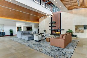 The Chattanoogan Hotel, Curio Collection by Hilton