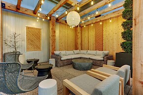 The Chattanoogan Hotel, Curio Collection by Hilton