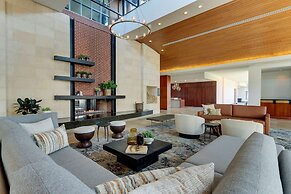 The Chattanoogan Hotel, Curio Collection by Hilton