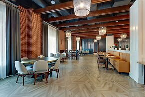 The Chattanoogan Hotel, Curio Collection by Hilton