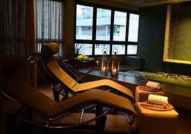 Estanplaza Funchal - Faria Lima