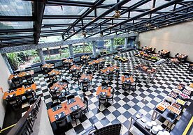 Estanplaza Funchal - Faria Lima