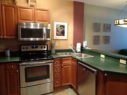 Zephyr Mountain Lodge