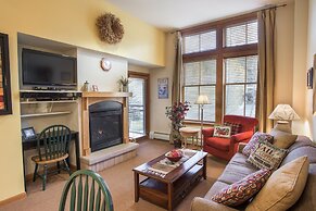 Zephyr Mountain Lodge