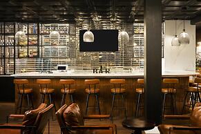 Aiden by Best Western Newark Airport
