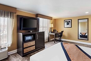 Best Western Plus Newark Airport West