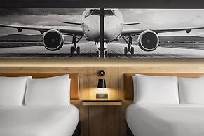 Aiden by Best Western Newark Airport