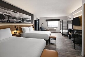 Aiden by Best Western Newark Airport