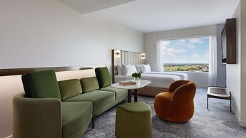 PARKROYAL Melbourne Airport