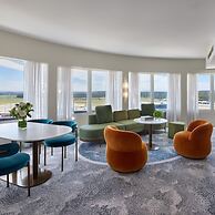 PARKROYAL Melbourne Airport