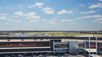 PARKROYAL Melbourne Airport