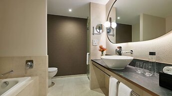 PARKROYAL Melbourne Airport