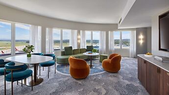 PARKROYAL Melbourne Airport