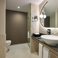 PARKROYAL Melbourne Airport