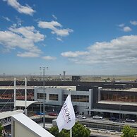 PARKROYAL Melbourne Airport