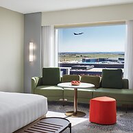 PARKROYAL Melbourne Airport