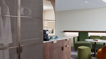 PARKROYAL Melbourne Airport