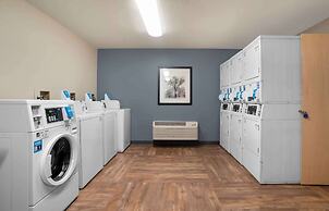 Extended Stay America Select Suites New Orleans Airport