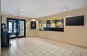 Extended Stay America Select Suites New Orleans Airport
