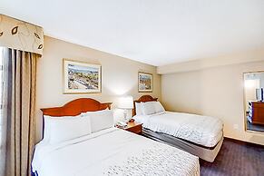 Carolinian Beach Resort