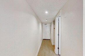 Carolinian Beach Resort