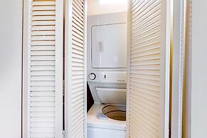 Carolinian Beach Resort