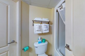 Carolinian Beach Resort