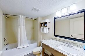 Carolinian Beach Resort