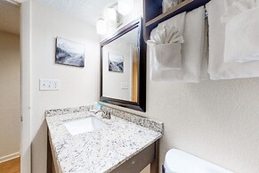 Carolinian Beach Resort