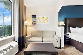 Comfort Suites New Orleans East