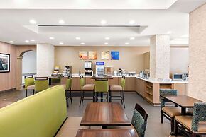 Comfort Suites New Orleans East