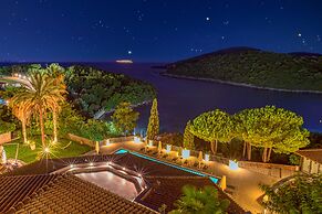 Mövenpick Resort Agios Nikolaos Sivota