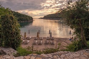 Mövenpick Resort Agios Nikolaos Sivota