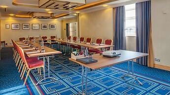 Crowne Plaza Liverpool - John Lennon Airport by IHG