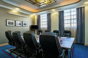 Crowne Plaza Liverpool - John Lennon Airport by IHG