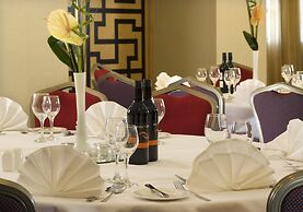 Crowne Plaza Liverpool - John Lennon Airport by IHG