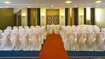 Crowne Plaza Liverpool - John Lennon Airport by IHG