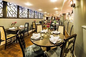 Crowne Plaza Liverpool - John Lennon Airport by IHG