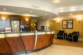 Crowne Plaza Liverpool - John Lennon Airport by IHG