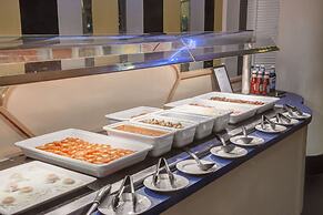 Crowne Plaza Liverpool - John Lennon Airport by IHG