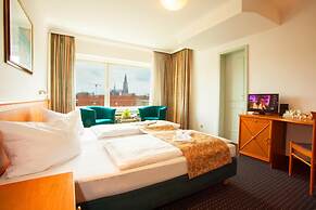 INA Hotel Royal