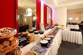 INA Hotel Royal