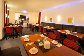 INA Hotel Royal