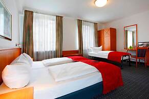INA Hotel Royal