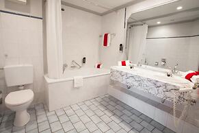 INA Hotel Royal